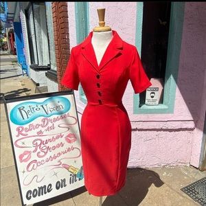 Hearts & Roses Madeline Midi Dress